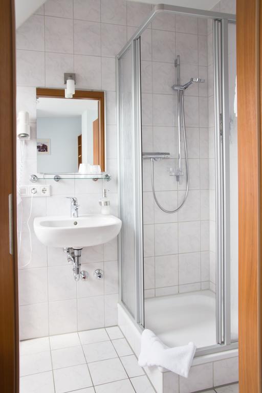 Gaestehaus Zur Kurve Zirndorf Habitación foto