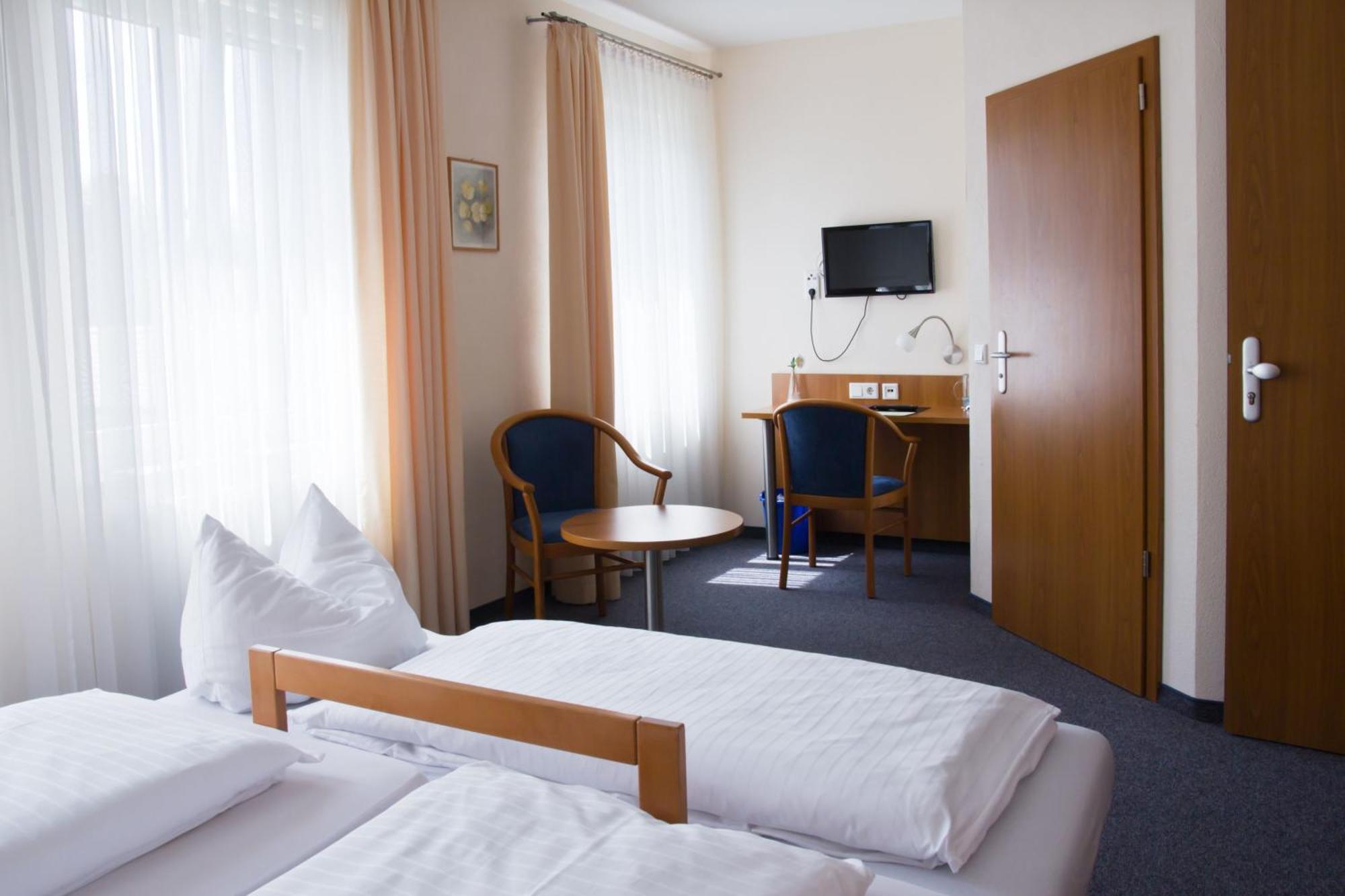 Gaestehaus Zur Kurve Zirndorf Habitación foto